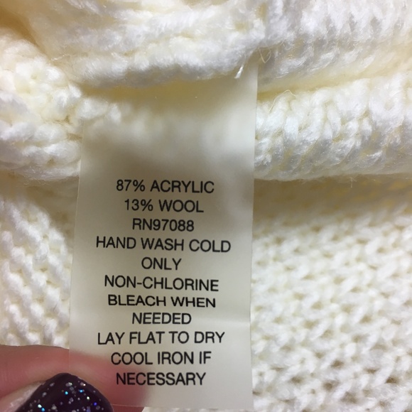 dELiA*s Cream Cable Knit Short Sleeve Cropped Sweater Size M - Picture 9 of 9